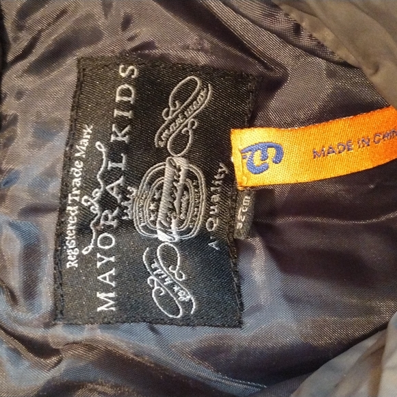 Designer Mayoral Kids Coat With Sweater lined Hood - Picture 2 of 11